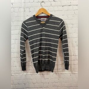 Taze 1 100% Polyester Boys (14-16) Gray Long Sleeve Striped Sweater